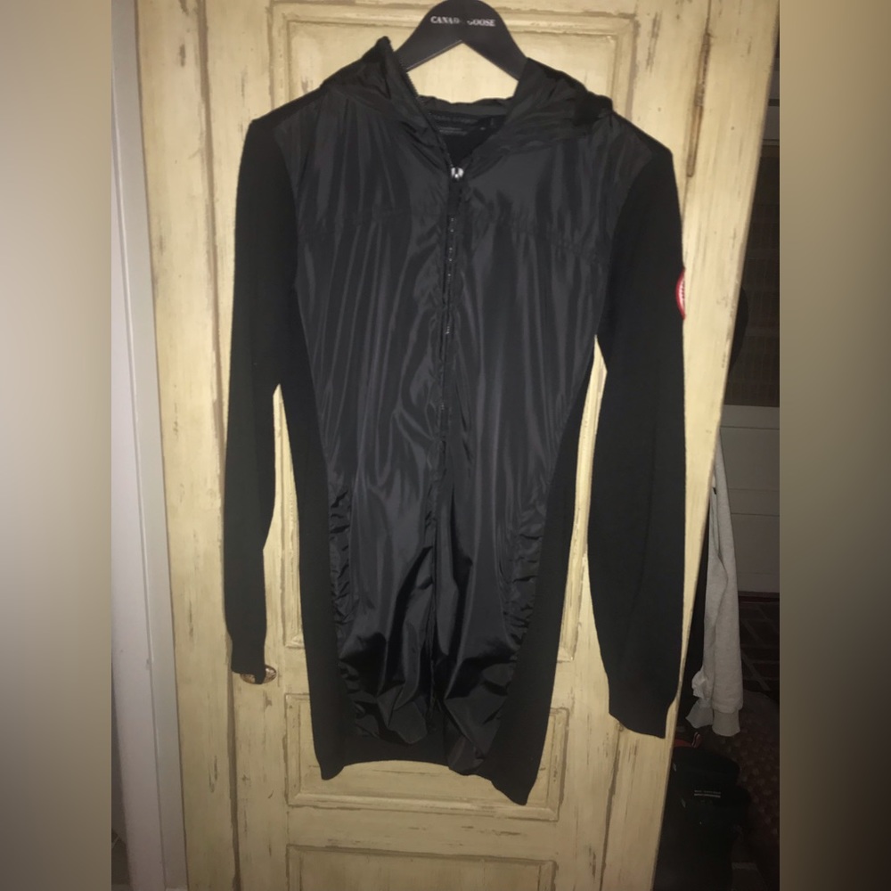 Canada Goose Knitwear Jacket! Size XS! Never worn.